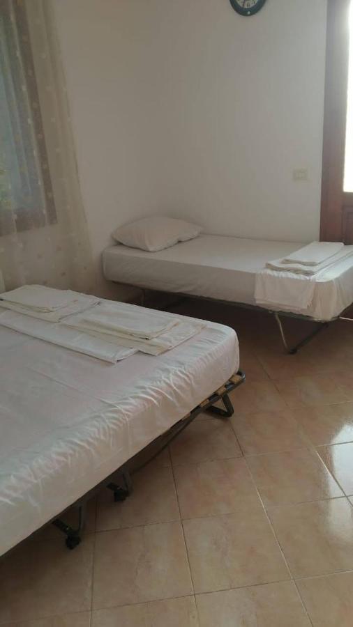Mullaj Guest House Vlore Ngoại thất bức ảnh